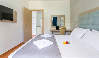 Imagine pentru Hotel Coral Blue Beach 3* valabile pentru Litoral 2025