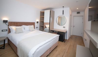 Imagine pentru Hotel Corina 3* valabile pentru Litoral 2025