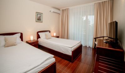 Imagine pentru Hotel Corina 3* valabile pentru Litoral 2025
