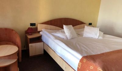 Imagine pentru Hotel Corsa 3* valabile pentru Litoral 2025