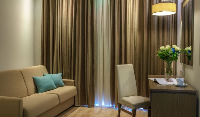 Imagine pentru Hotel Cosmopolitan & Spa 4* valabile pentru Litoral 2025