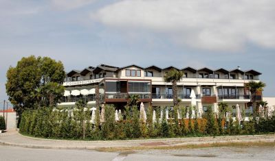 Imagine pentru Hotel Cosmopolitan & Spa 4* valabile pentru Litoral 2025