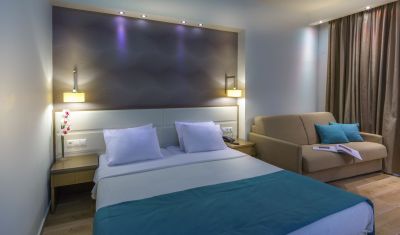 Imagine pentru Hotel Cosmopolitan & Spa 4* valabile pentru Litoral 2025