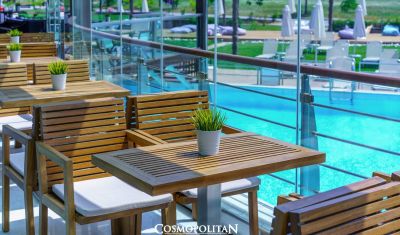 Imagine pentru Hotel Cosmopolitan & Spa 4* valabile pentru Litoral 2025
