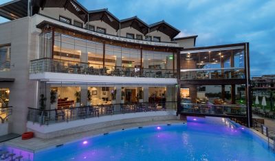 Imagine pentru Hotel Cosmopolitan & Spa 4* valabile pentru Litoral 2025