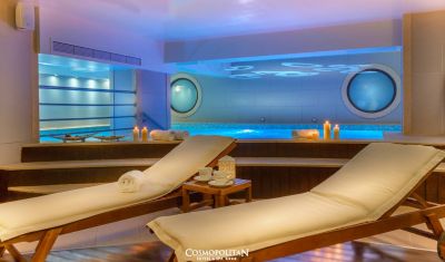 Imagine pentru Hotel Cosmopolitan & Spa 4* valabile pentru Litoral 2025