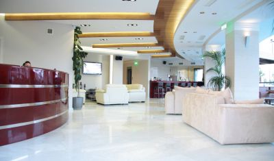 Imagine pentru Hotel Cosmopolitan & Spa 4* valabile pentru Litoral 2025