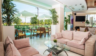 Imagine pentru Hotel Cosmopolitan & Spa 4* valabile pentru Litoral 2025