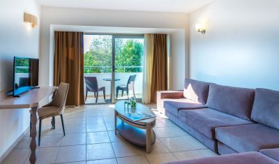 Imagine pentru Hotel Cronwell Platamon Resort 5* valabile pentru Litoral 2025