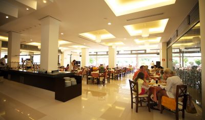 Imagine pentru Hotel Cronwell Platamon Resort 5* valabile pentru Litoral 2025