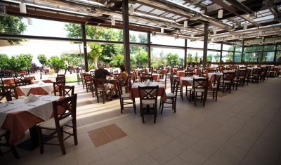 Imagine pentru Hotel Cronwell Platamon Resort 5* valabile pentru Litoral 2025