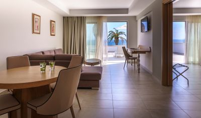 Imagine pentru Hotel Cronwell Resort Sermilia 5* valabile pentru Litoral 2025