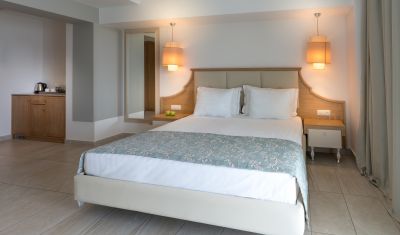 Imagine pentru Hotel Cronwell Resort Sermilia 5* valabile pentru Litoral 2025