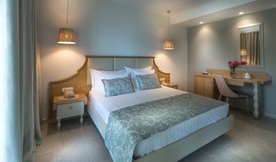 Imagine pentru Hotel Cronwell Resort Sermilia 5* valabile pentru Litoral 2025
