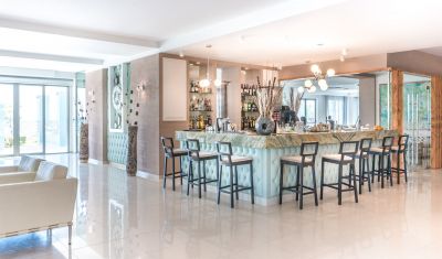 Imagine pentru Hotel Cronwell Resort Sermilia 5* valabile pentru Litoral 2025