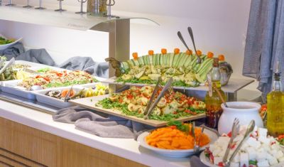 Imagine pentru Hotel Cronwell Resort Sermilia 5* valabile pentru Litoral 2025