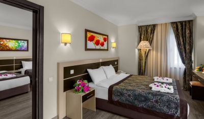Imagine pentru Hotel Crystal Aura Beach Resort & Spa 5* valabile pentru Litoral 2025
