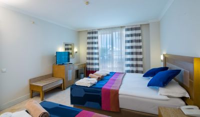 Imagine pentru Hotel Crystal Boutique Beach Resort (Adults Only 16+) 5*  valabile pentru Litoral 2025