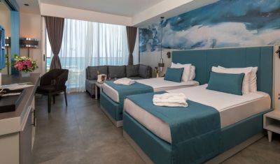 Imagine pentru Hotel Crystal Centro Resort 5* valabile pentru Litoral 2025