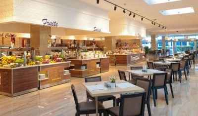 Imagine pentru Hotel Crystal Centro Resort 5* valabile pentru Litoral 2025