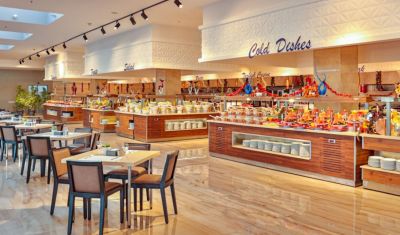 Imagine pentru Hotel Crystal Centro Resort 5* valabile pentru Litoral 2025