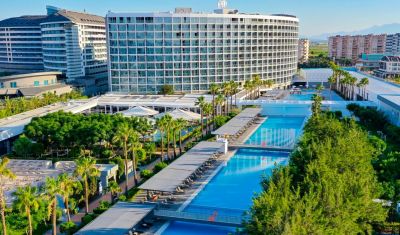 Imagine pentru Hotel Crystal Centro Resort 5* valabile pentru Litoral 2025
