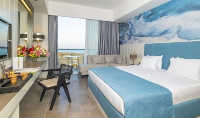 Imagine pentru Hotel Crystal Centro Resort 5* valabile pentru Litoral 2025