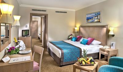 Imagine pentru Hotel Crystal De Luxe Resort & Spa 5*  valabile pentru Litoral 2025