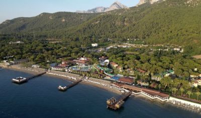Imagine pentru Hotel Crystal Flora Beach Resort 5* valabile pentru Litoral 2025
