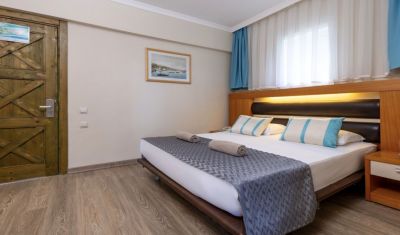 Imagine pentru Hotel Crystal Flora Beach Resort 5* valabile pentru Litoral 2025