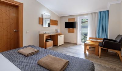 Imagine pentru Hotel Crystal Flora Beach Resort 5* valabile pentru Litoral 2025