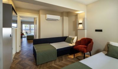 Imagine pentru Hotel Crystal Flora Beach Resort 5* valabile pentru Litoral 2025