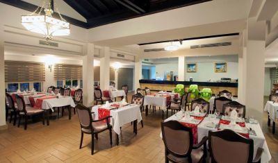 Imagine pentru Hotel Crystal Tat Beach Golf Resort & Spa 5* valabile pentru Litoral 2025