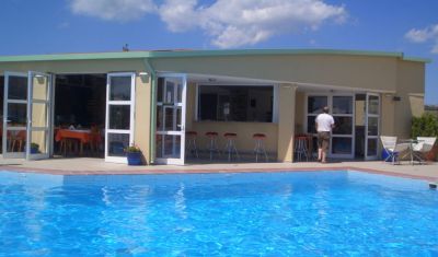 Imagine pentru Hotel Daphne Holiday Club 3*  valabile pentru Litoral 2025