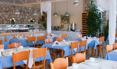 Imagine pentru Hotel Daphne Holiday Club 3*  valabile pentru Litoral 2025