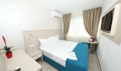 Imagine pentru Hotel Delfin 3*  valabile pentru Litoral 2025