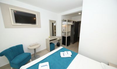 Imagine pentru Hotel Delfin 3*  valabile pentru Litoral 2025