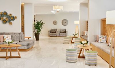 Imagine pentru Hotel Delfinia 4* valabile pentru Litoral 2025