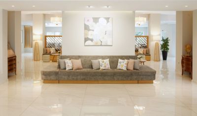 Imagine pentru Hotel Delfinia 4* valabile pentru Litoral 2025