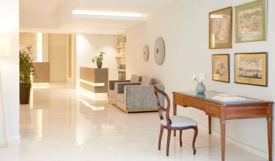 Imagine pentru Hotel Delfinia 4* valabile pentru Litoral 2025