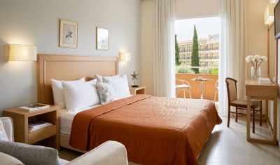 Imagine pentru Hotel Delfinia 4* valabile pentru Litoral 2025