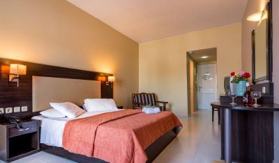 Imagine pentru Hotel Dennys Inn 3*  valabile pentru Litoral 2025