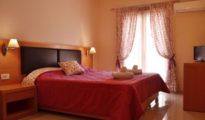 Imagine pentru Hotel Dennys Inn 3*  valabile pentru Litoral 2025