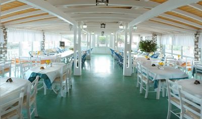 Imagine pentru Hotel Diaporos 3* valabile pentru Litoral 2025