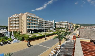 Imagine pentru Hotel DIT Evrika Beach Club 4*  valabile pentru Litoral 2025