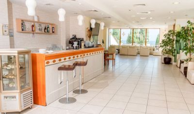 Imagine pentru Hotel Dolphin 4* valabile pentru Litoral 2025
