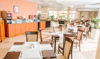 Imagine pentru Hotel Dolphin 4* valabile pentru Litoral 2025