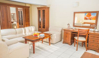 Imagine pentru Hotel Dolphin 4* valabile pentru Litoral 2025