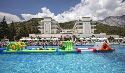 Imagine pentru Hotel Dosinia Luxury Resort 5* valabile pentru Litoral 2025