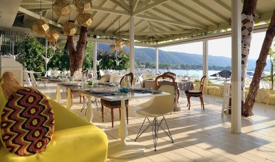 Imagine pentru Hotel Ekies All Senses Resort 4* valabile pentru Litoral 2025